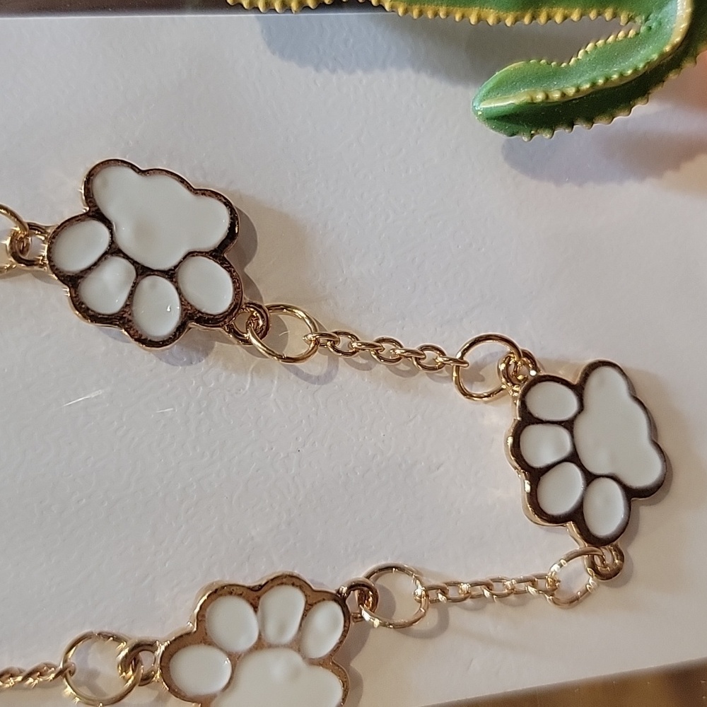 2 piece Bundle White and Blue  Linda New York Paw Print Necklace Sets - Picture 2 of 3